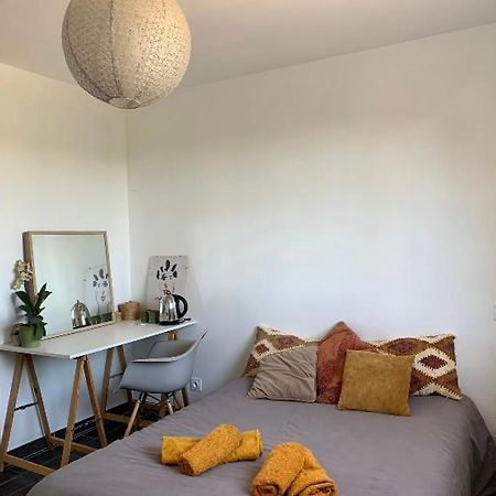 Charmante Chambre Dans Une Maison De Campagne Saint-Étienne-de-Fontbellon Eksteriør billede